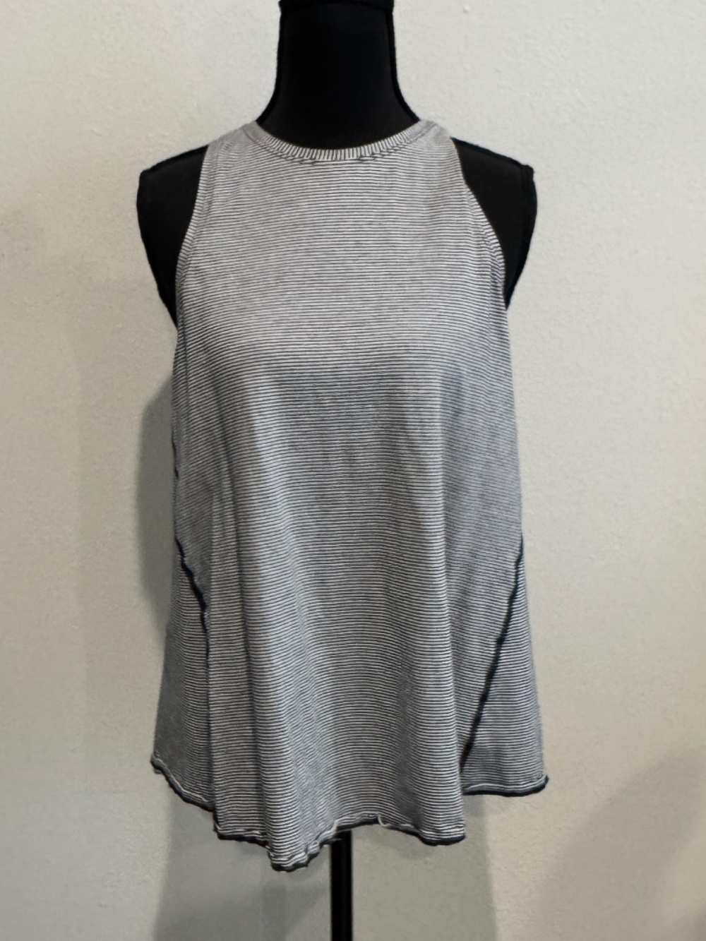 Lululemon Striped Open Back All Tied Up Tank; Size SM